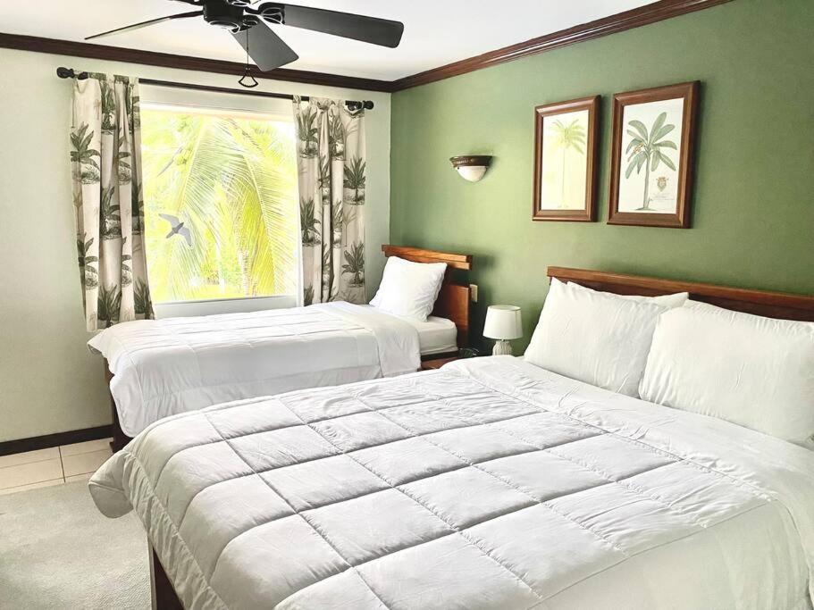 Lovely 2-Bdroom Condo In Laguna Eco Village Resort 케포스 외부 사진